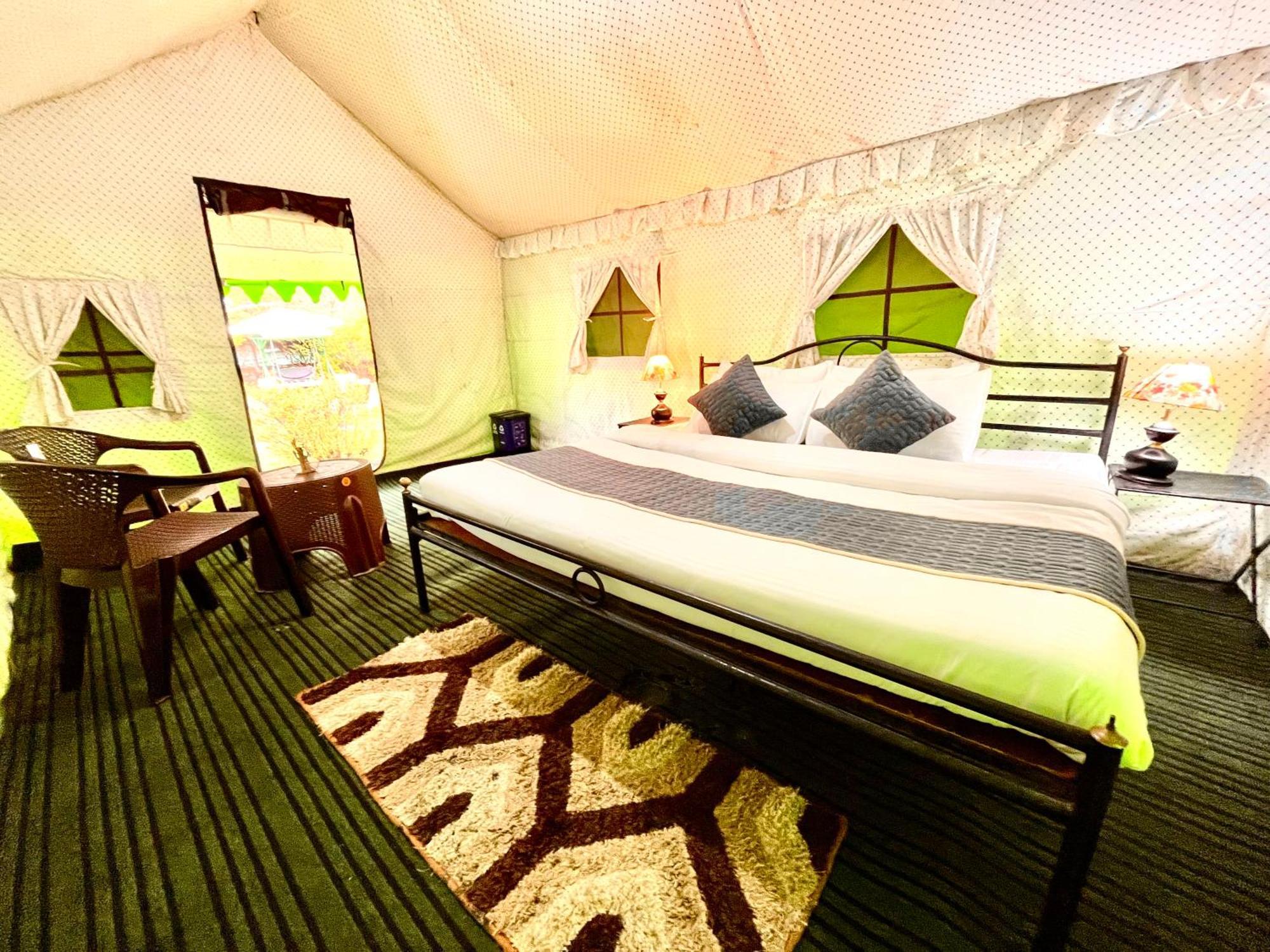 Himalayan Riverside Swiss Cottage Tents, Manali Extérieur photo