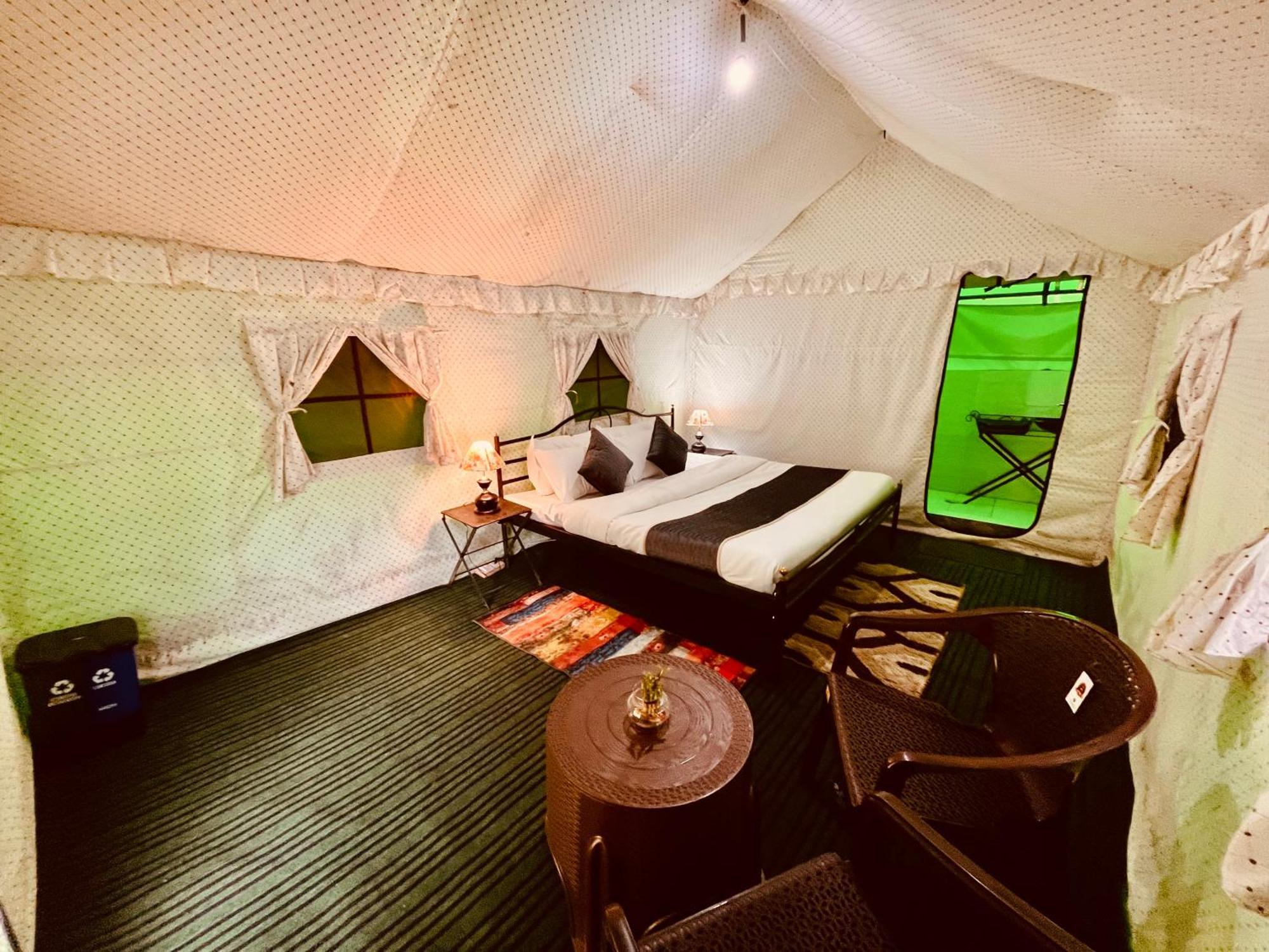 Himalayan Riverside Swiss Cottage Tents, Manali Extérieur photo