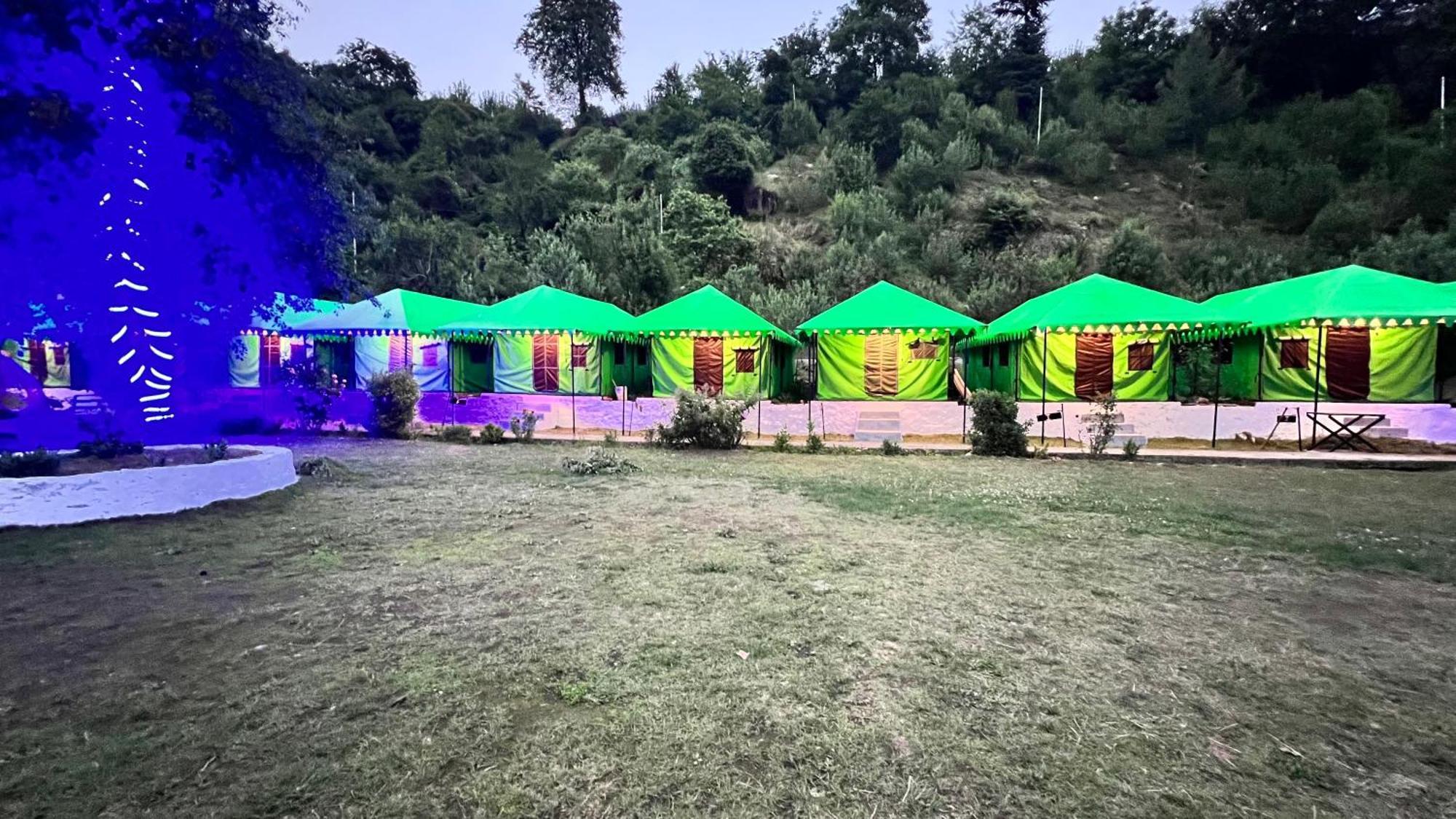 Himalayan Riverside Swiss Cottage Tents, Manali Extérieur photo