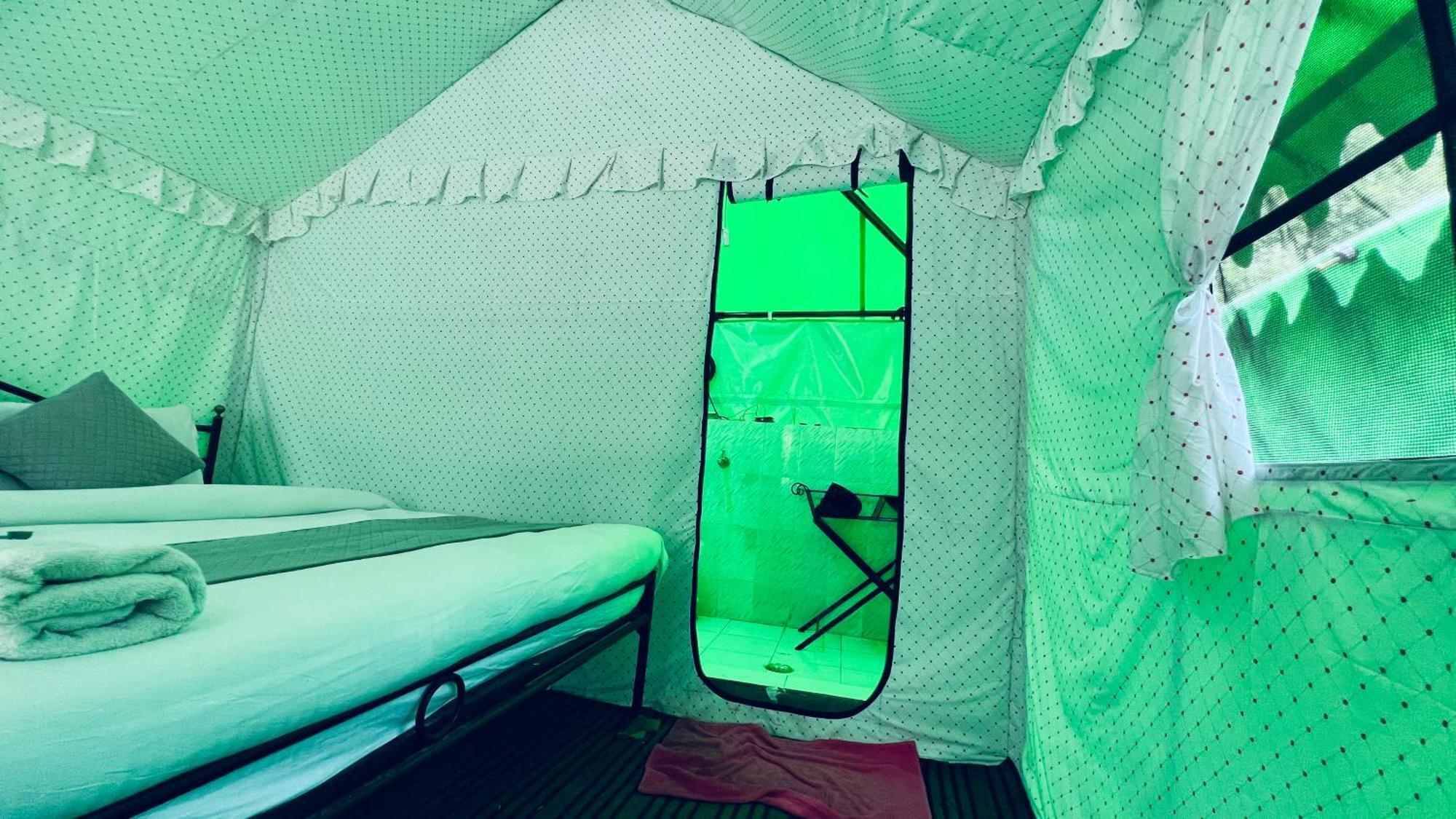 Himalayan Riverside Swiss Cottage Tents, Manali Extérieur photo