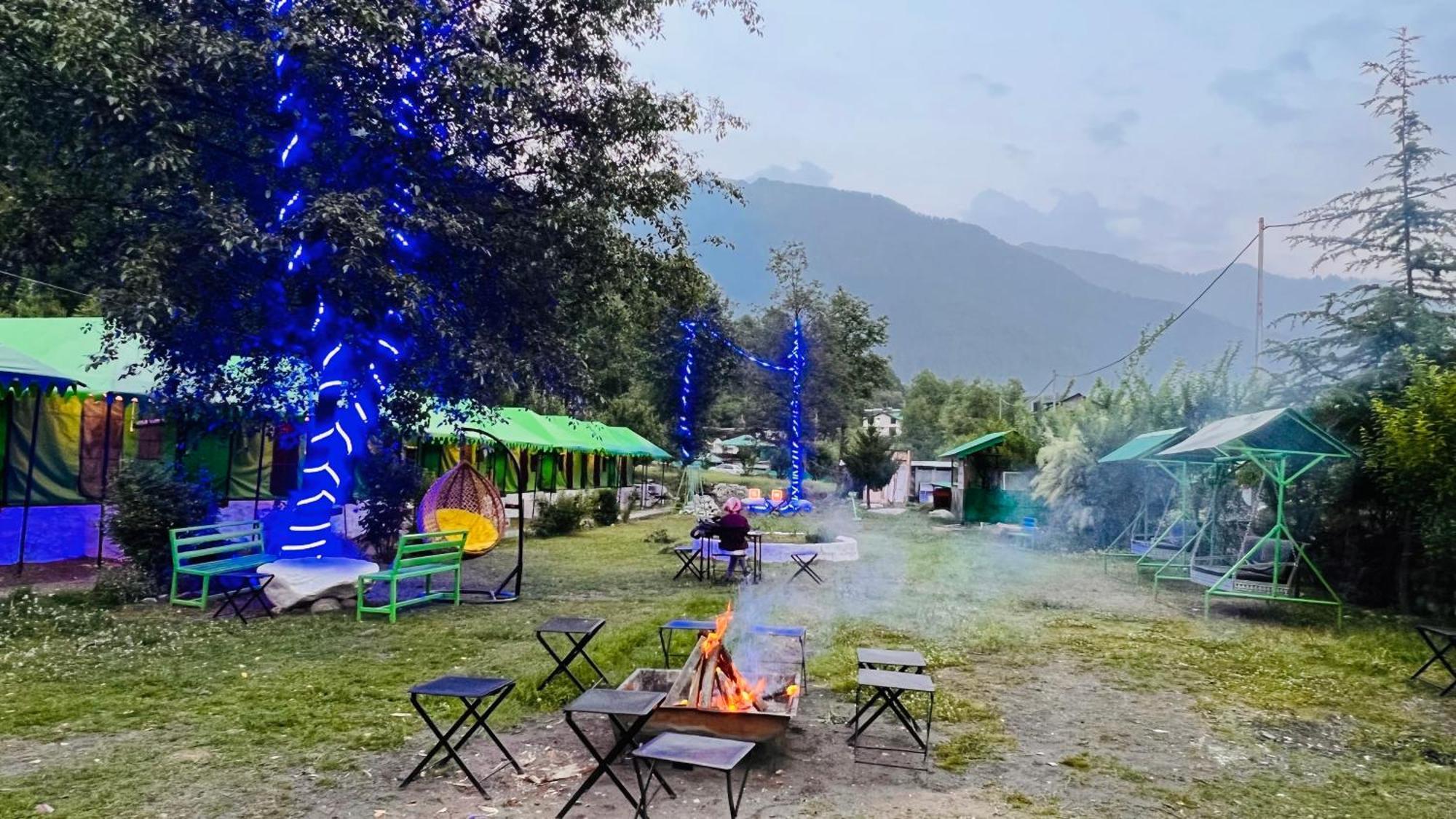 Himalayan Riverside Swiss Cottage Tents, Manali Extérieur photo