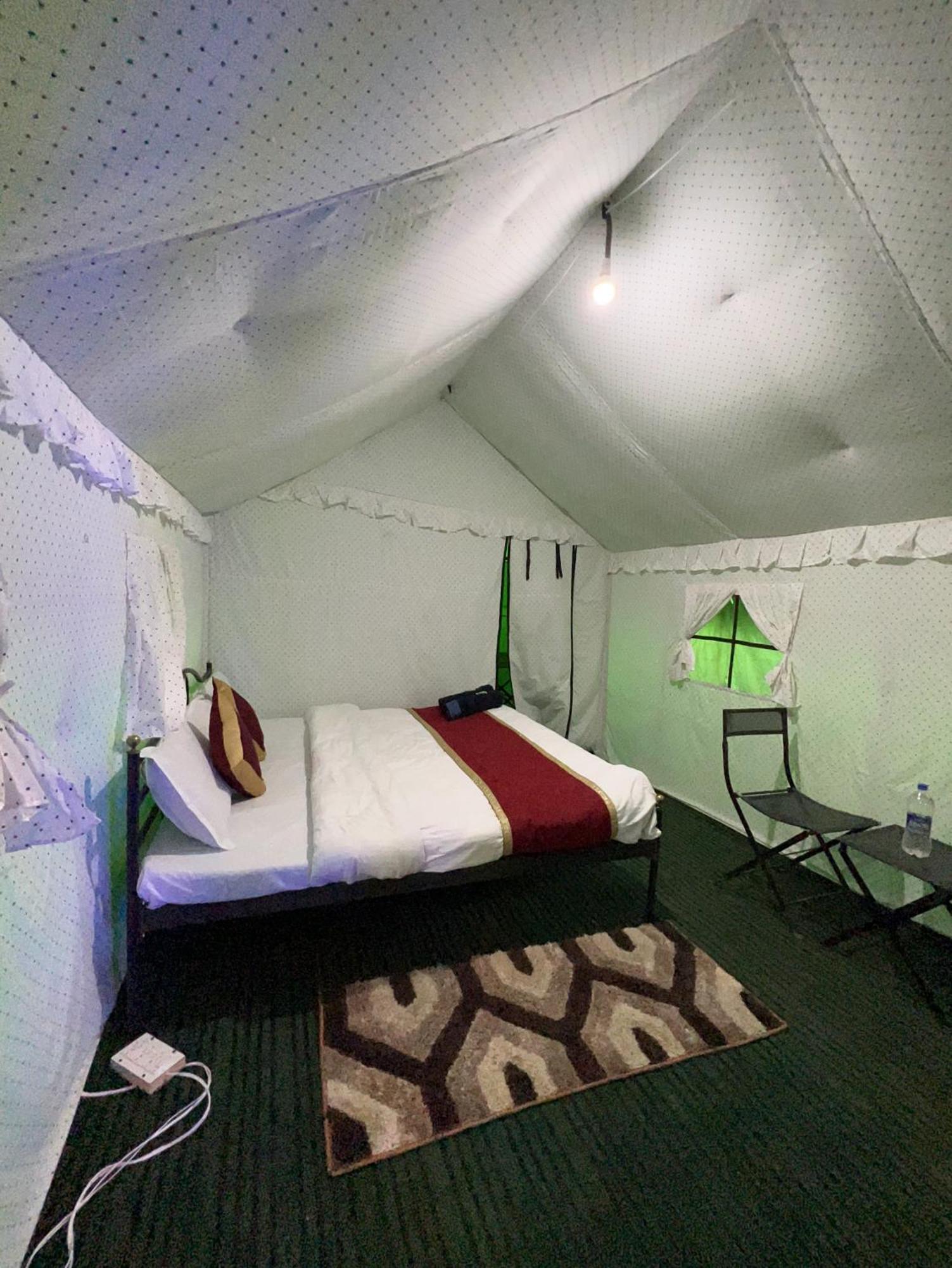 Himalayan Riverside Swiss Cottage Tents, Manali Extérieur photo